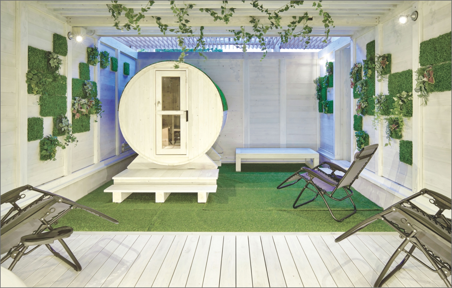 壁一面に広がるグリーンのやすらぎ