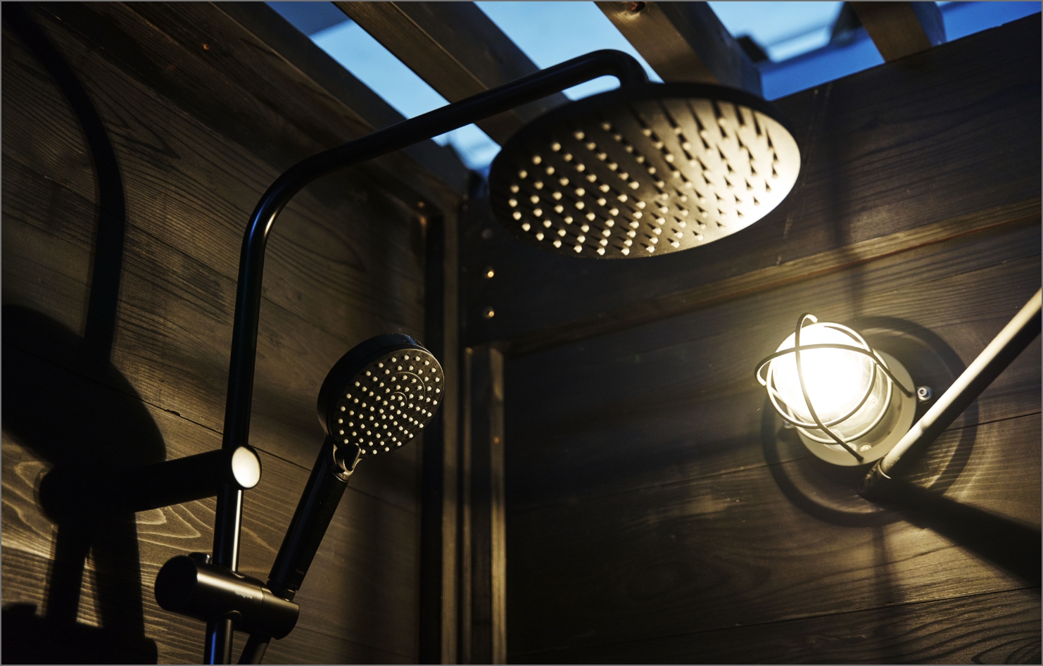 ガラスシャワー室が叶える開放感